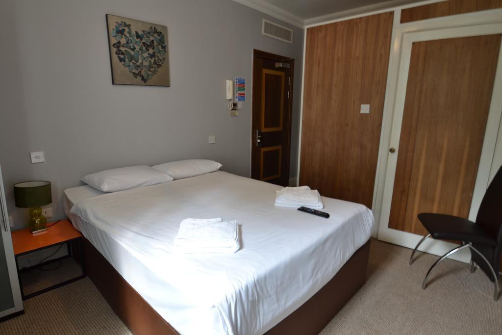 Double Room,1680583039:JPEG
